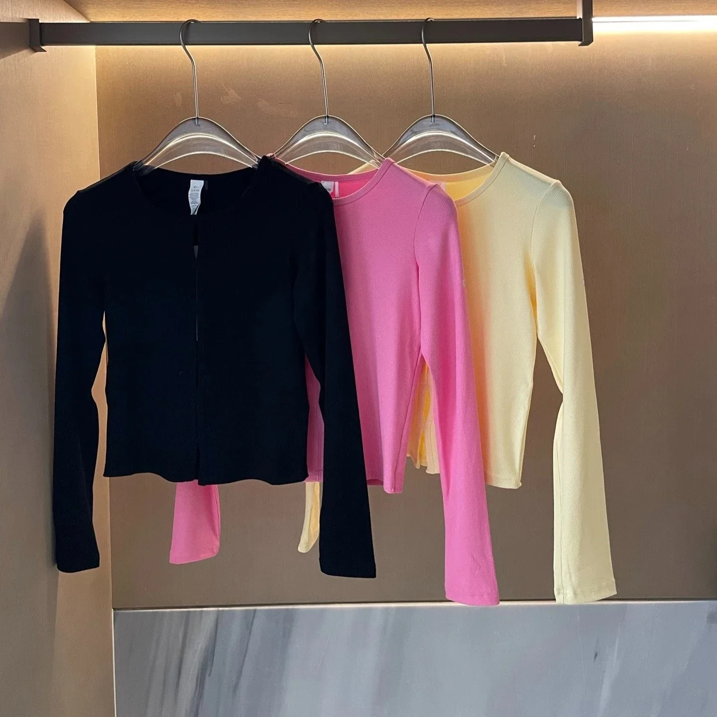 Women's Long Sleeve round Neck - огляд і ціна Pilates & Yoga Vida